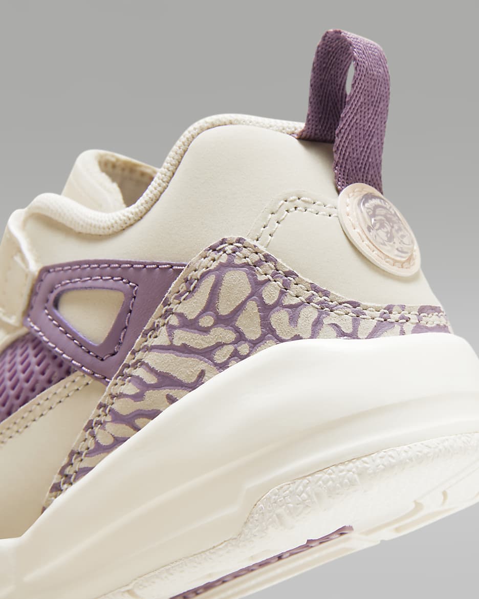 Jordan spizike purple and white hotsell